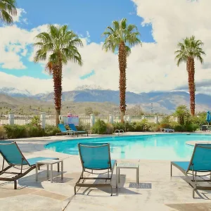 Hampton & 3*, Cathedral City Stati Uniti